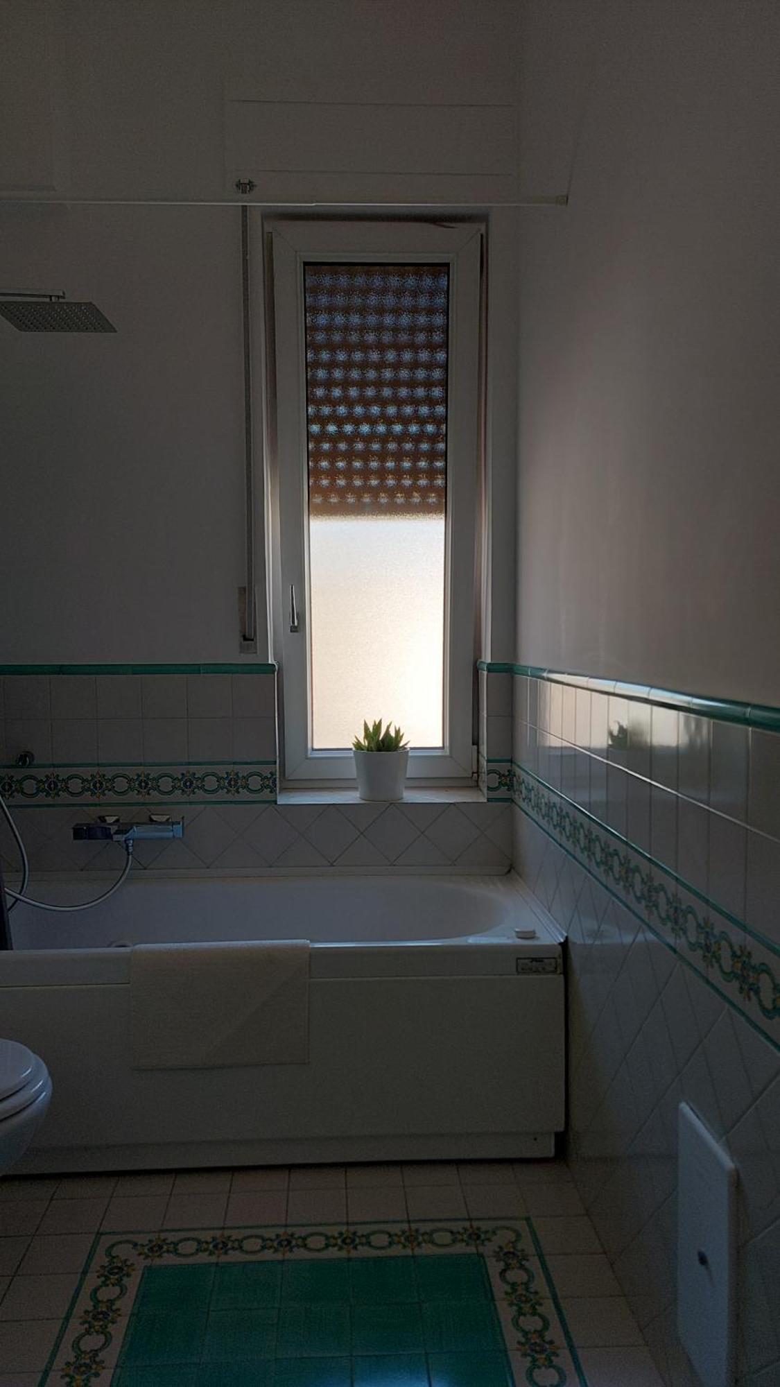 Giulia Town House Tra Citta E Mare Apartment Salerno Exterior photo